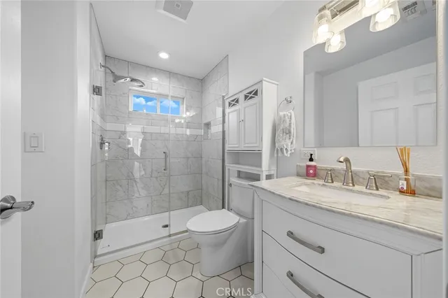 $1,475,000 | 1121 Oak Valley Drive, Yreka, CA 96097