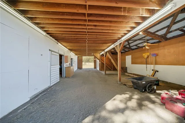 $1,475,000 | 1121 Oak Valley Drive, Yreka, CA 96097