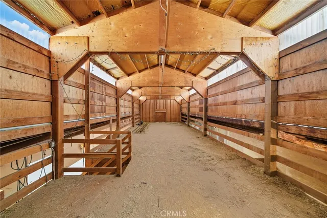 $1,475,000 | 1121 Oak Valley Drive, Yreka, CA 96097