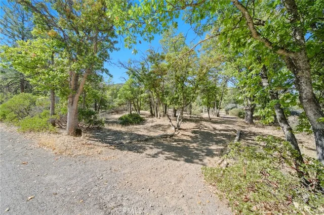 $1,475,000 | 1121 Oak Valley Drive, Yreka, CA 96097