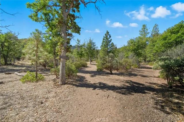$1,475,000 | 1121 Oak Valley Drive, Yreka, CA 96097