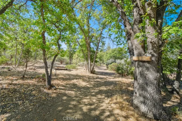 $1,475,000 | 1121 Oak Valley Drive, Yreka, CA 96097