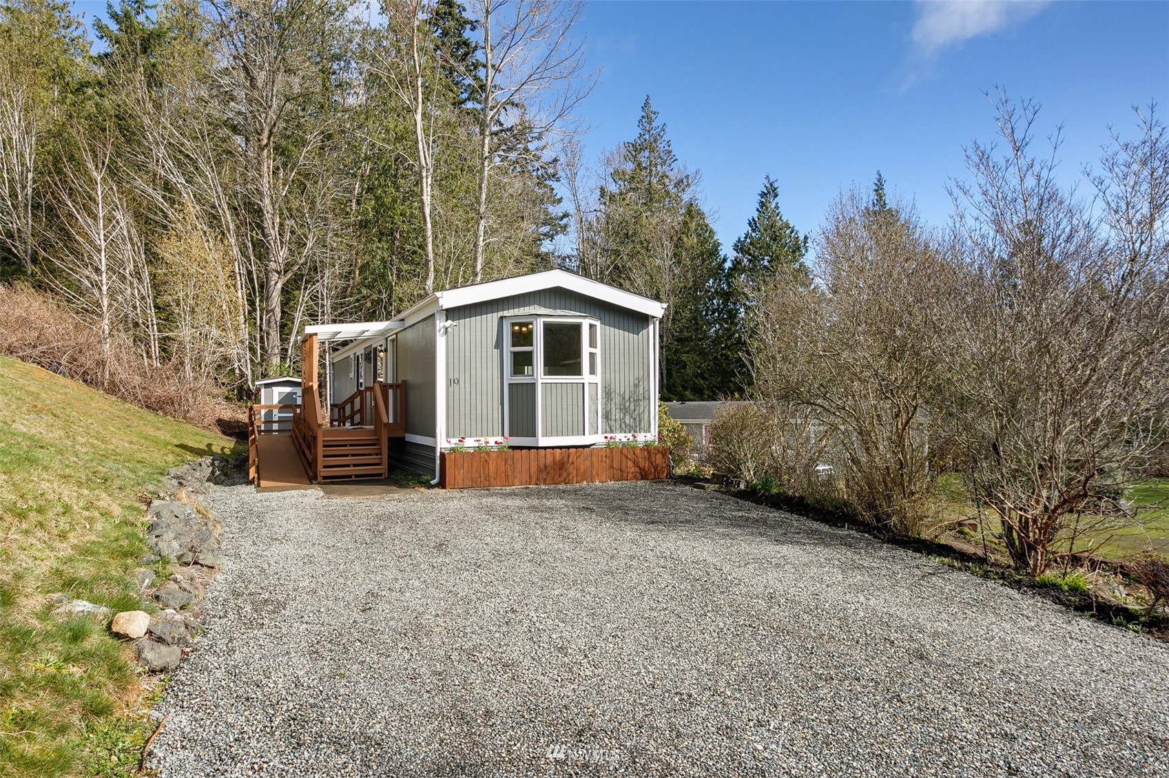 2174 Yew Street Road, Unit 19 Bellingham, WA 98229 - Photo 1 of 21 Gallery Image 1