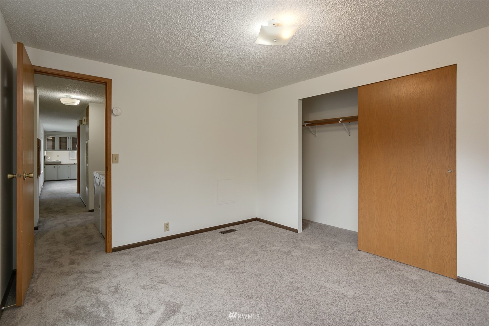 2174 Yew Street Road, Unit 19 Bellingham, WA 98229 - Photo 13 of 21 Gallery Image 13