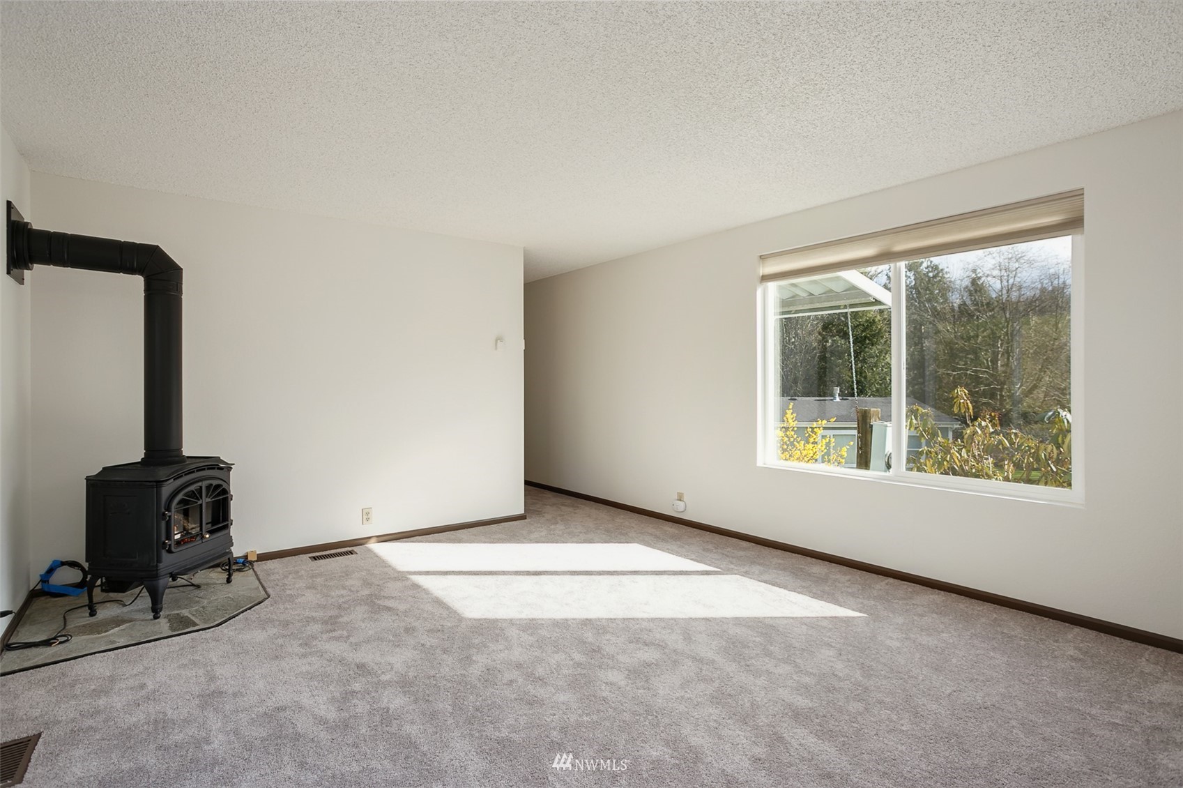 2174 Yew Street Road, Unit 19 Bellingham, WA 98229 - Photo 5 of 21 Gallery Image 5