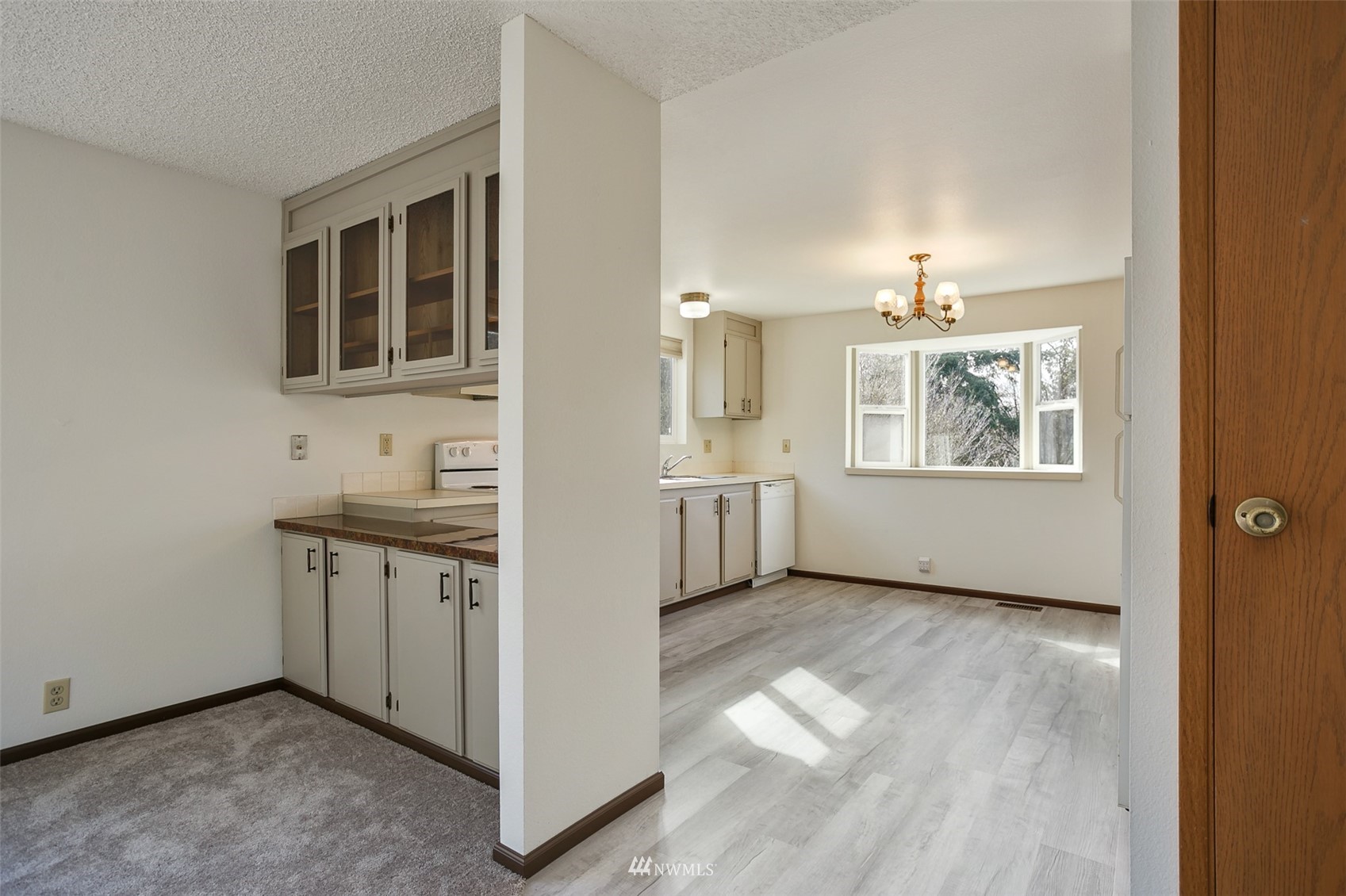 2174 Yew Street Road, Unit 19 Bellingham, WA 98229 - Photo 7 of 21 Gallery Image 7