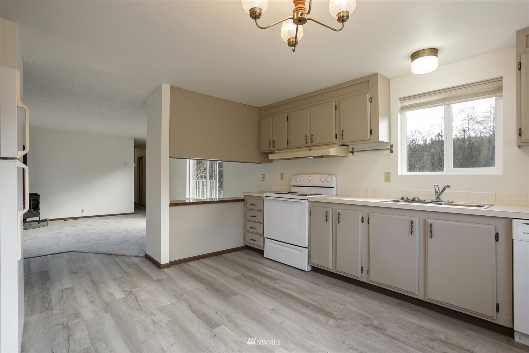 2174 Yew Street Road, Unit 19 Bellingham, WA 98229 - Photo 8 of 21 Gallery Image 8