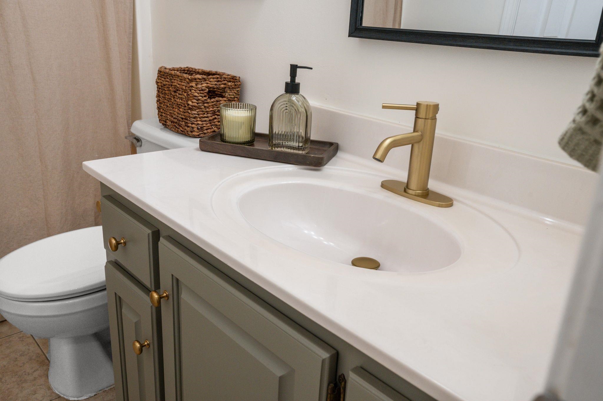 132 Hope Drive Daphne, AL 36526 - Photo 34 of 44 Bathroom