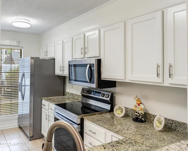 $175,000 | 210 Long Plantation Boulevard, Unit N, Lafayette, LA 70508