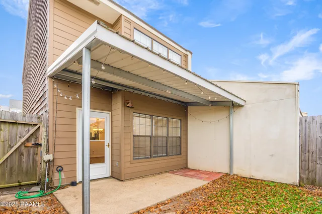 $175,000 | 210 Long Plantation Boulevard, Unit N, Lafayette, LA 70508