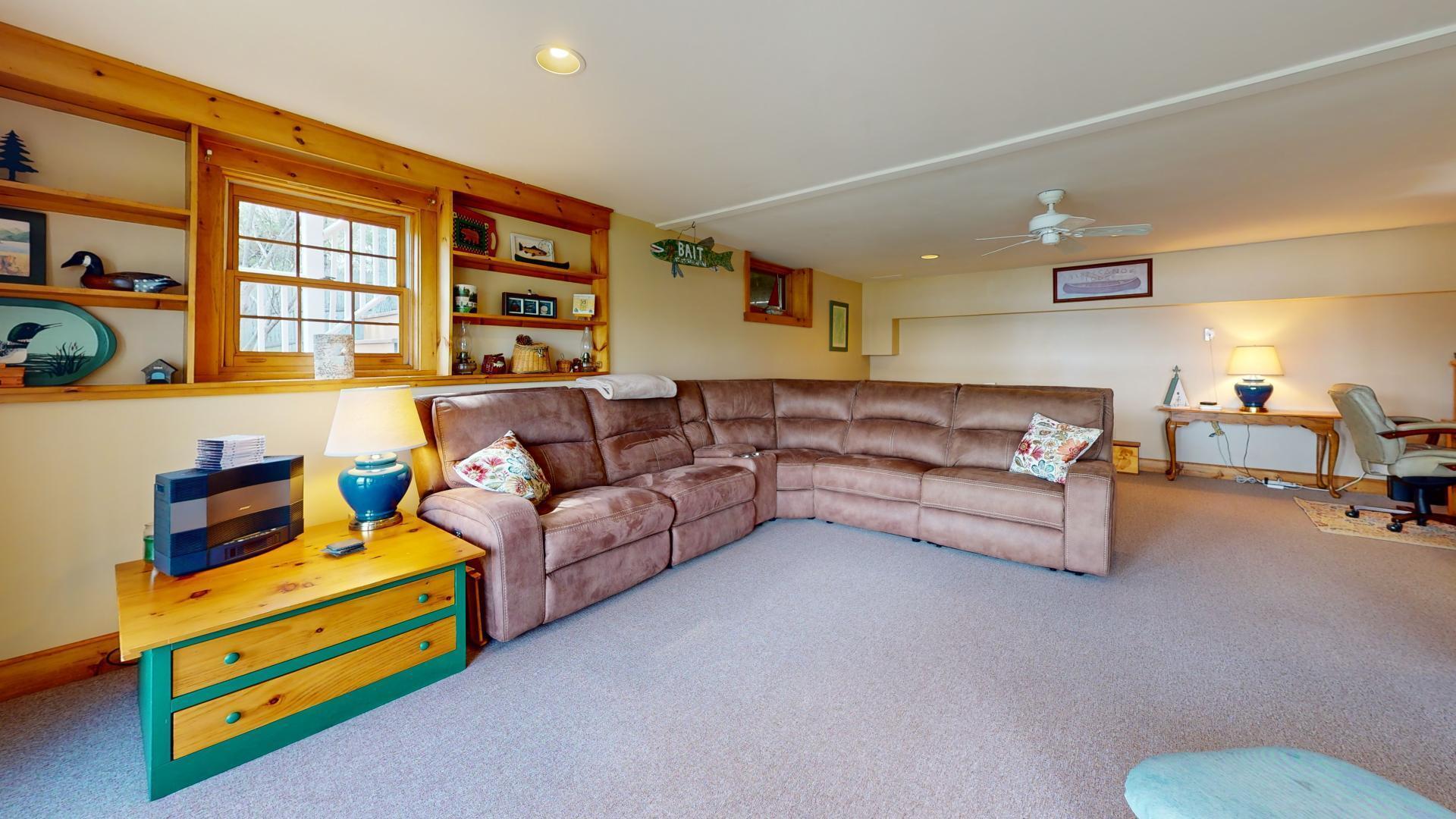 5 Cole Road Raymond, ME 04071 - Photo 39 of 53 Family Room