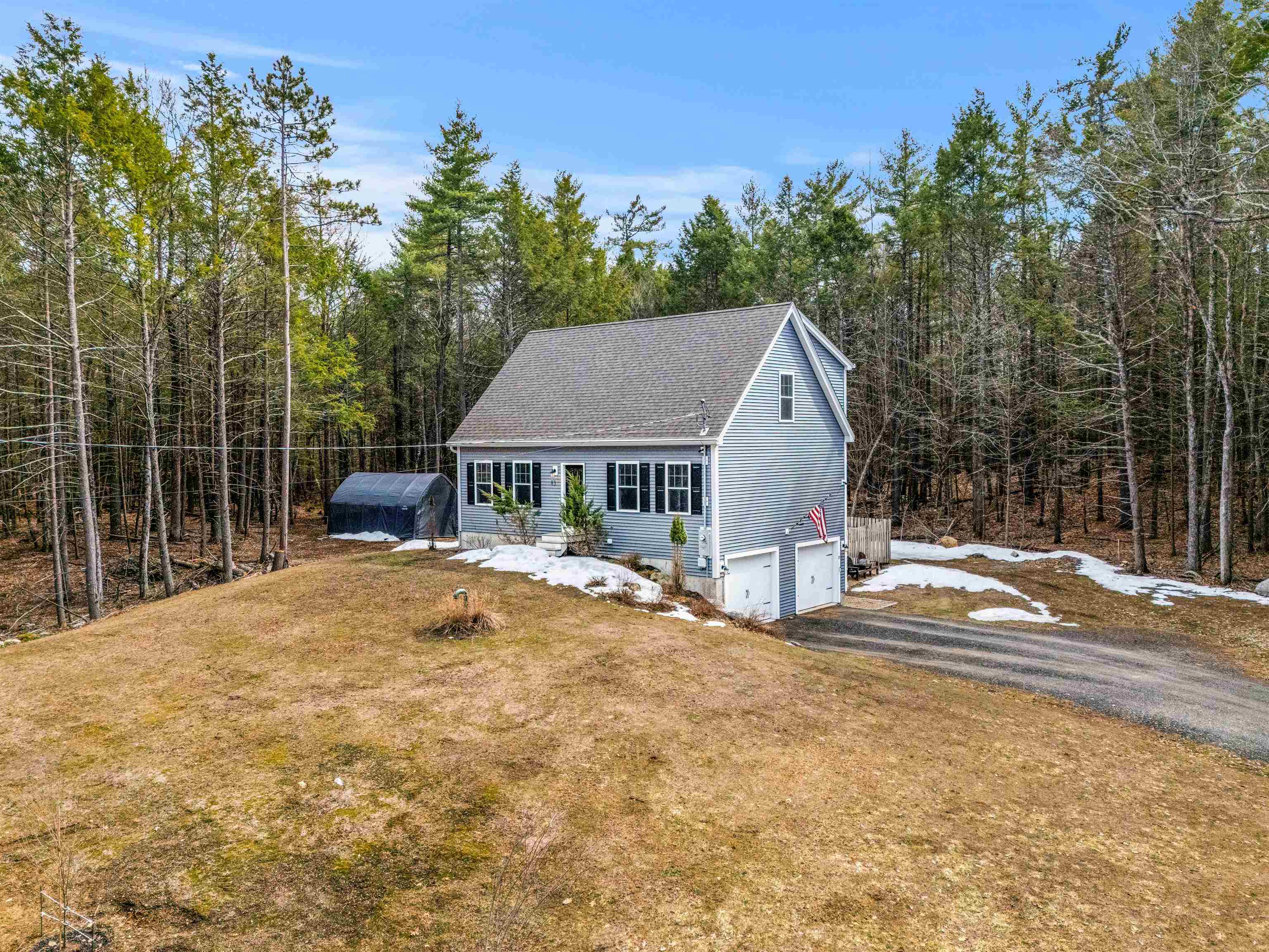 85 Kennard Road Nottingham, NH 03290 - Photo 33 of 39 Gallery Image 33