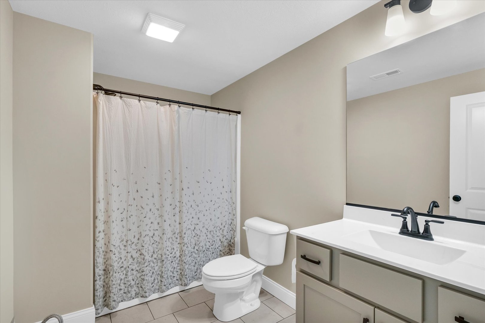 10 Kickapoo Drive Monticello, IL 61856 - Photo 37 of 41