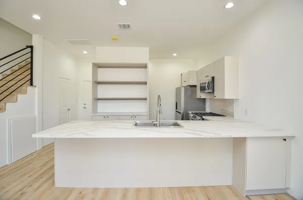 $2,800 | 15000 South Richmond Avenue, Unit 4, Houston, TX 77082