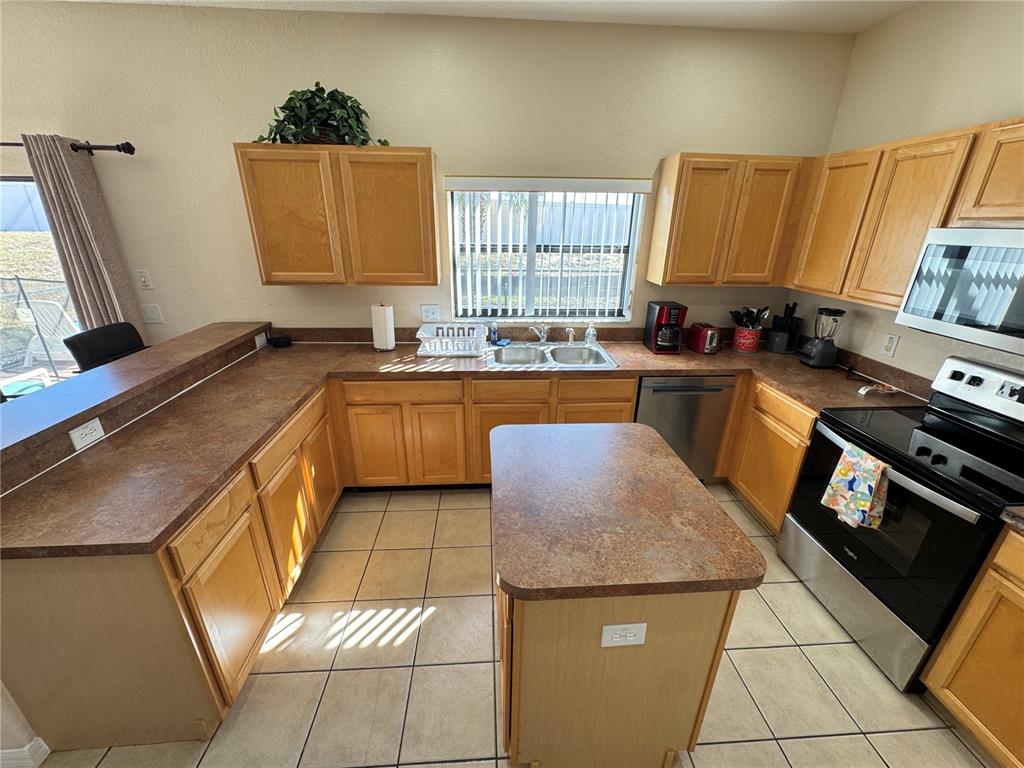 125 Summer Pl Loop Clermont, FL 34714 - Photo 15 of 52