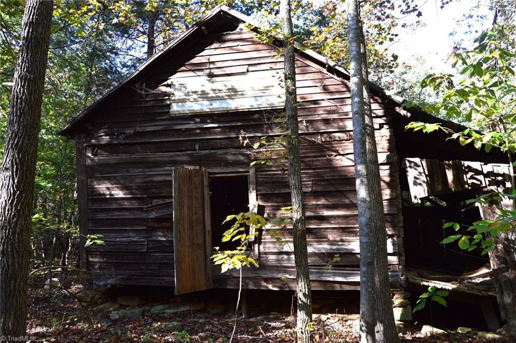 501 Barley Road Reidsville, NC 27320 - Photo 27 of 48 Gallery Image 27