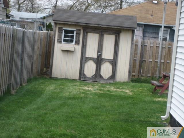 252 Raritan Boulevard Old Bridge, NJ 07735 - Photo 6 of 22 Gallery Image 6