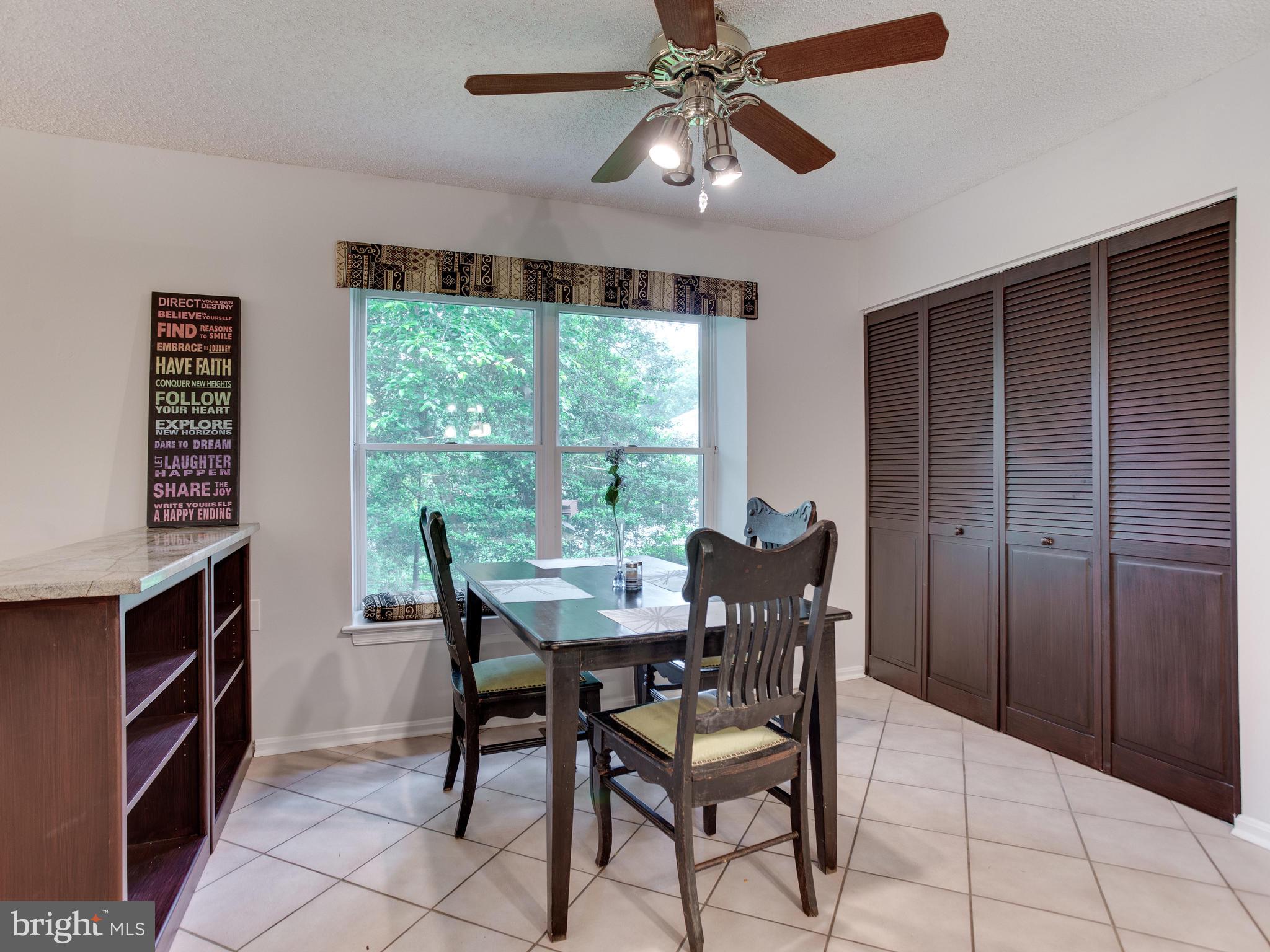 2583 Golfers Ridge Road Annapolis, MD 21401 - Photo 16 of 29 Eat-In Kitchen