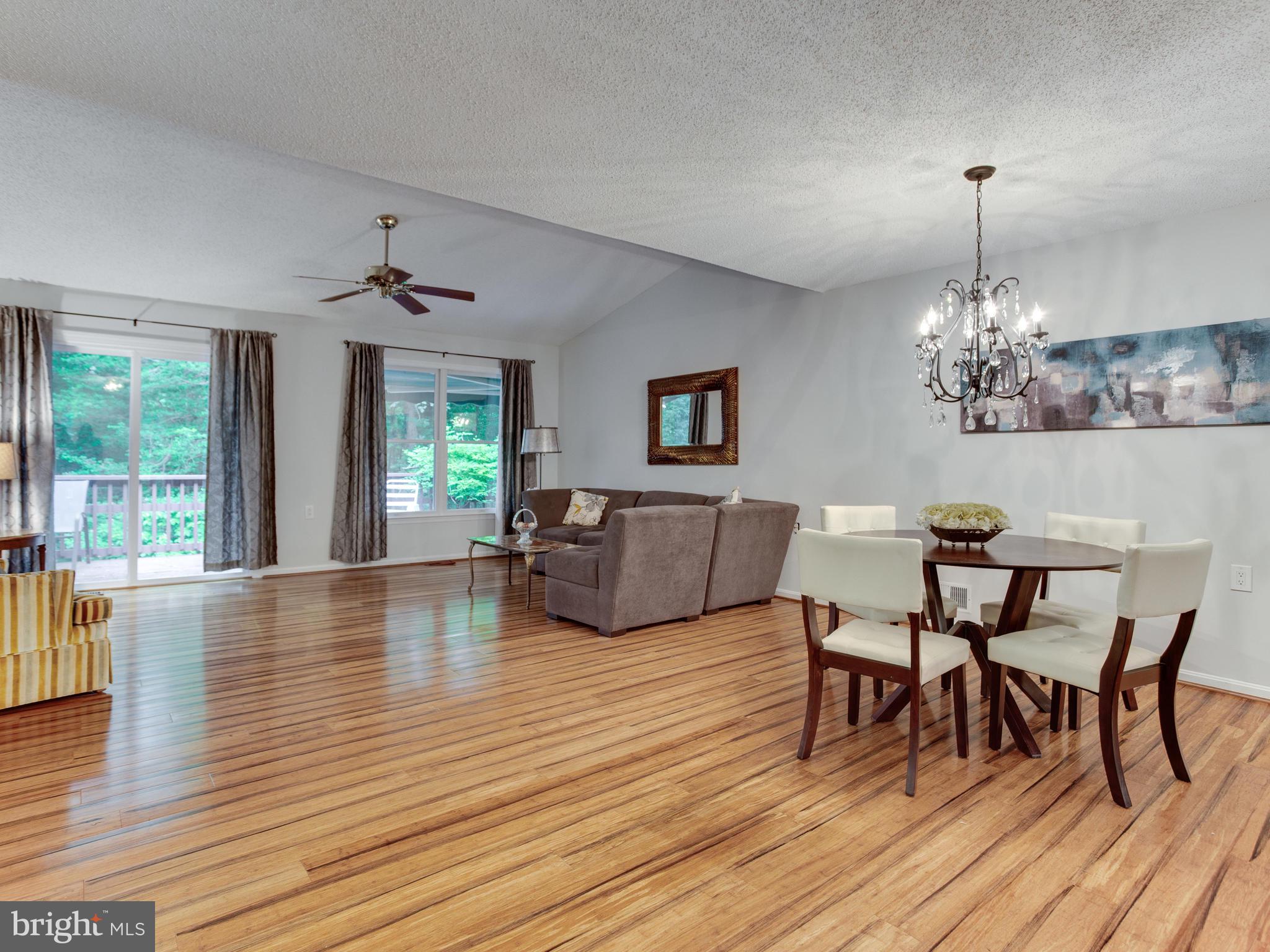 2583 Golfers Ridge Road Annapolis, MD 21401 - Photo 4 of 29 Dining Room & Living Room