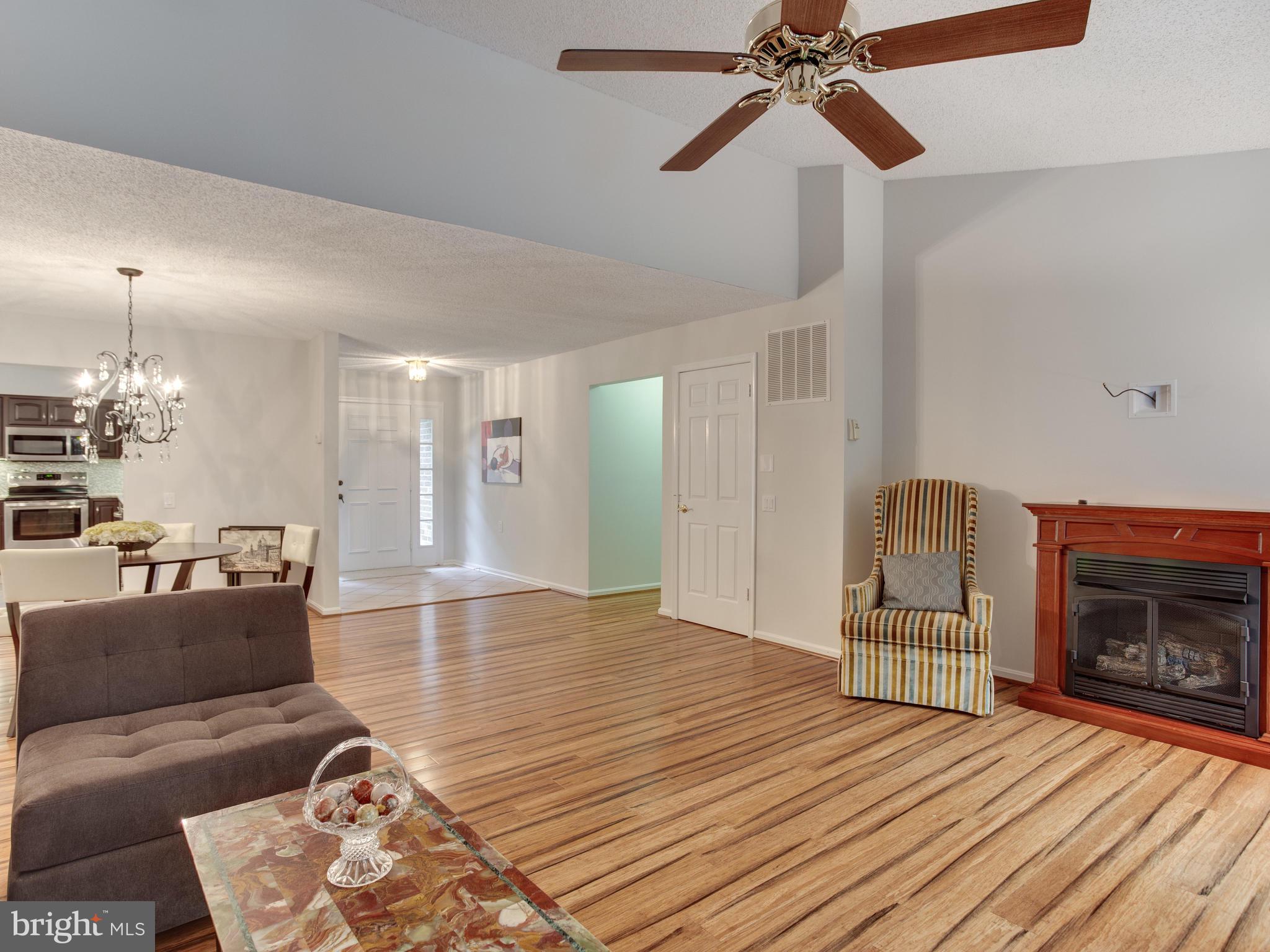 2583 Golfers Ridge Road Annapolis, MD 21401 - Photo 8 of 29 Living Room with fireplace