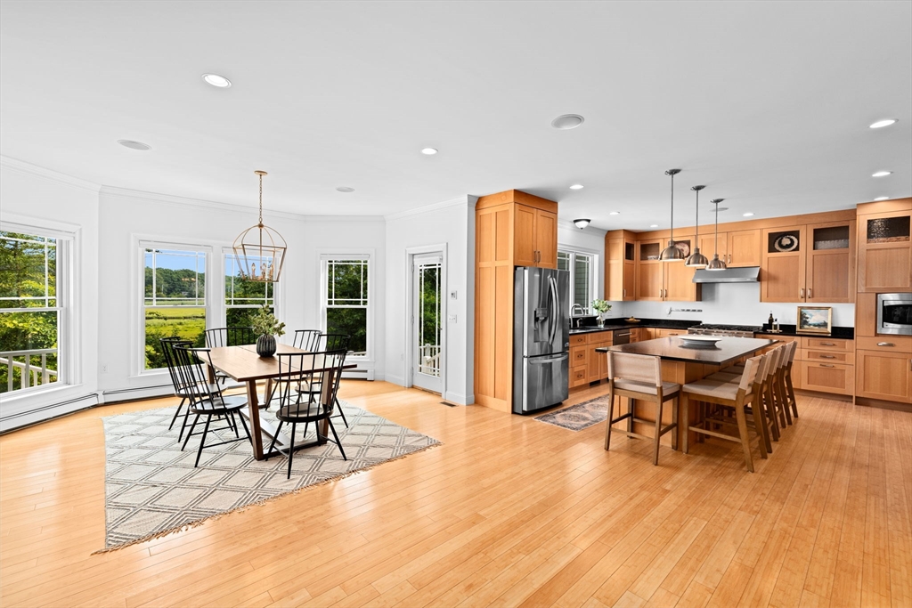 222 Gannett Road Scituate, MA 02066 - Photo 5 of 42 Gallery Image 5