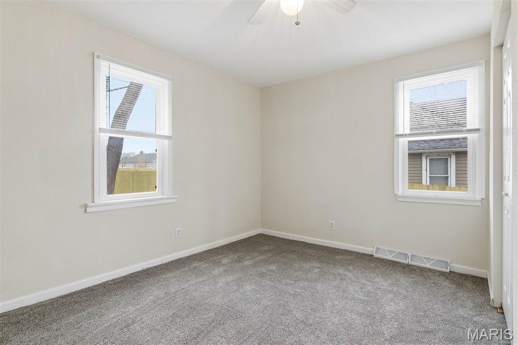 534 Poplar Street Highland, IL 62249 - Photo 12 of 41