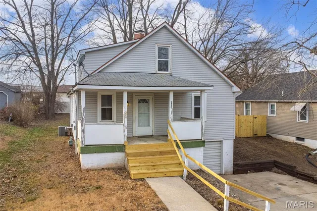 $155,000 | 534 Poplar Street, Highland, IL 62249