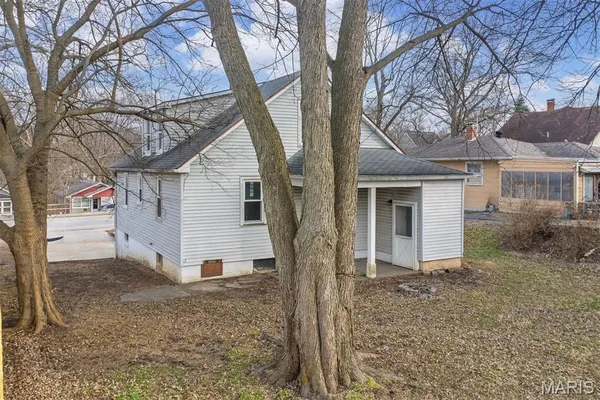 $155,000 | 534 Poplar Street, Highland, IL 62249