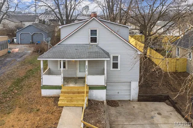 $155,000 | 534 Poplar Street, Highland, IL 62249