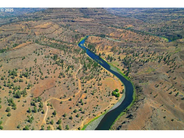 $2,475,000 | 45469 Wall Crk Road, Monument, OR 97864