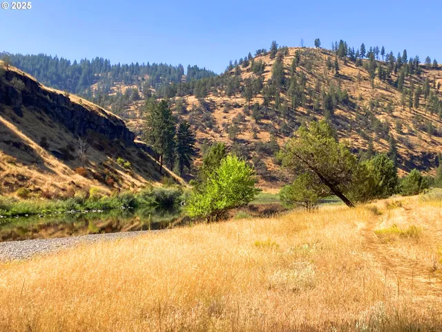 $2,475,000 | 45469 Wall Crk Road, Monument, OR 97864