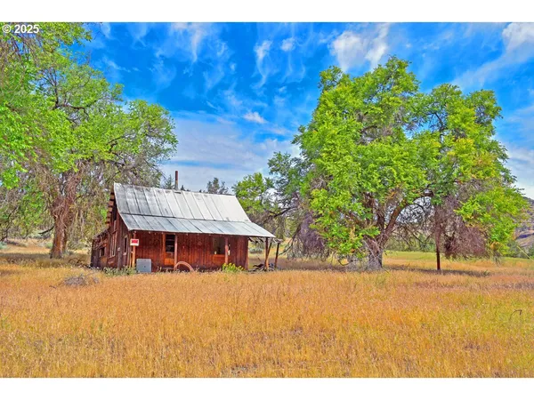 $2,225,000 | 45469 Wall Crk Road, Monument, OR 97864