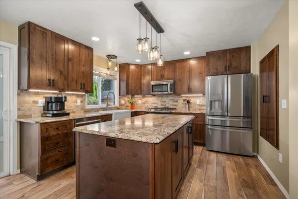 $665,000 | 805 Blackhawk Drive, Spokane, WA 99208