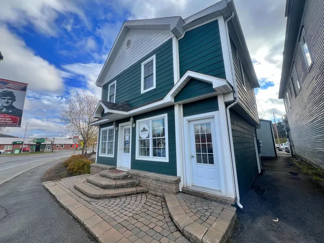 $250,000 | 112 West Main Street, Fort Kent, ME 04743