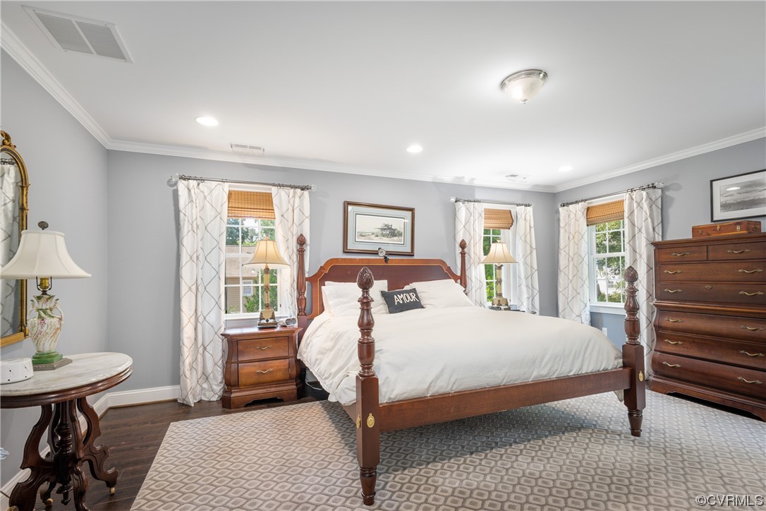 346 Ziontown Road Henrico, VA 23229 - Photo 18 of 37 a bedroom with a bed a table and painting on the wall