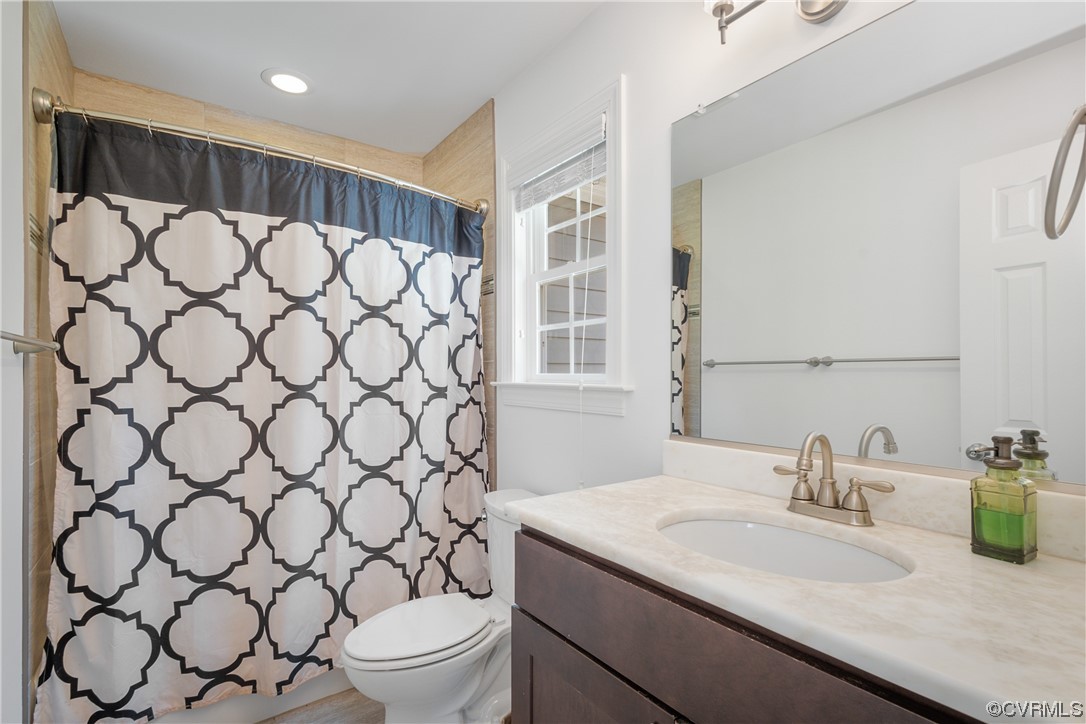 346 Ziontown Road Henrico, VA 23229 - Photo 23 of 37 a bathroom with a sink and a toilet