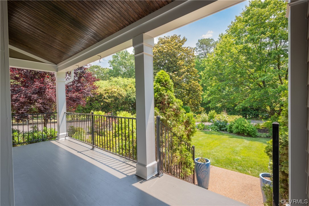 346 Ziontown Road Henrico, VA 23229 - Photo 4 of 37 a view of a balcony with lake view