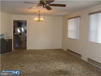 137 B Sunset Road, Unit B Whiting, NJ 08759 - Photo 4 of 8 Dining Room