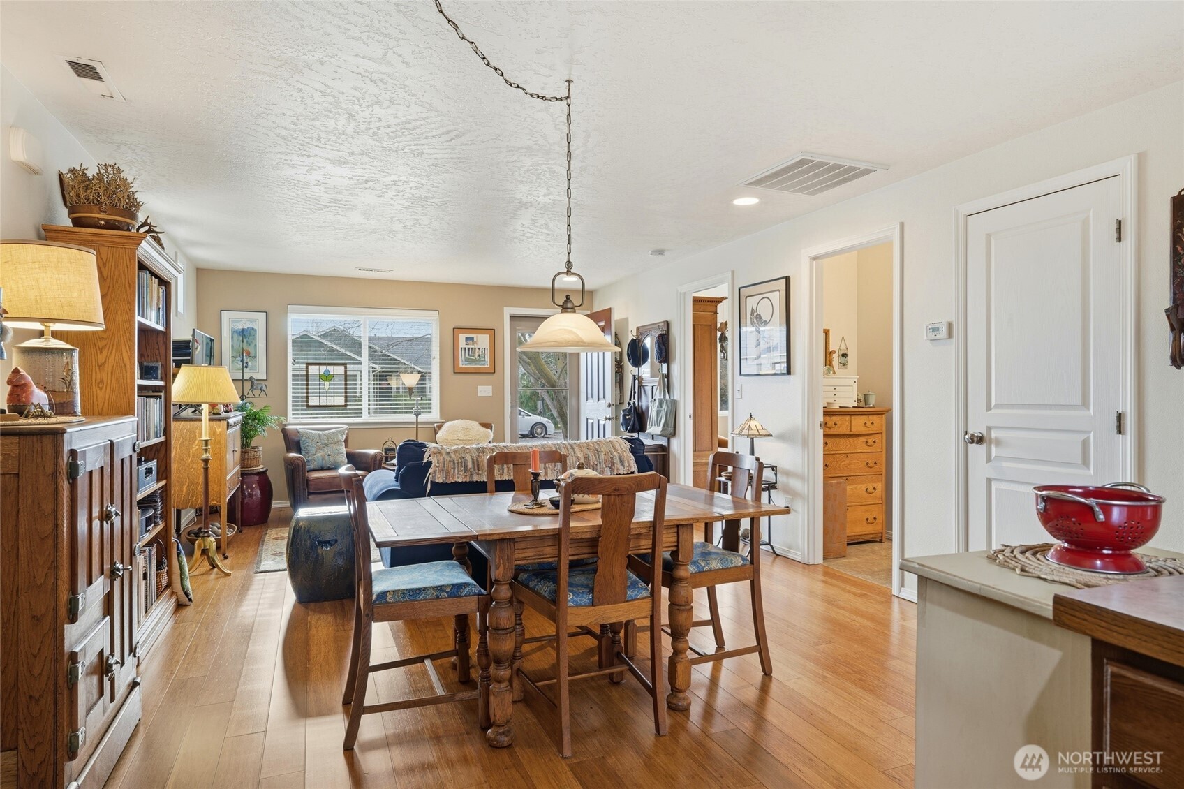 1320 Southwest Riparian Court College Place, WA 99324 - Photo 9 of 33