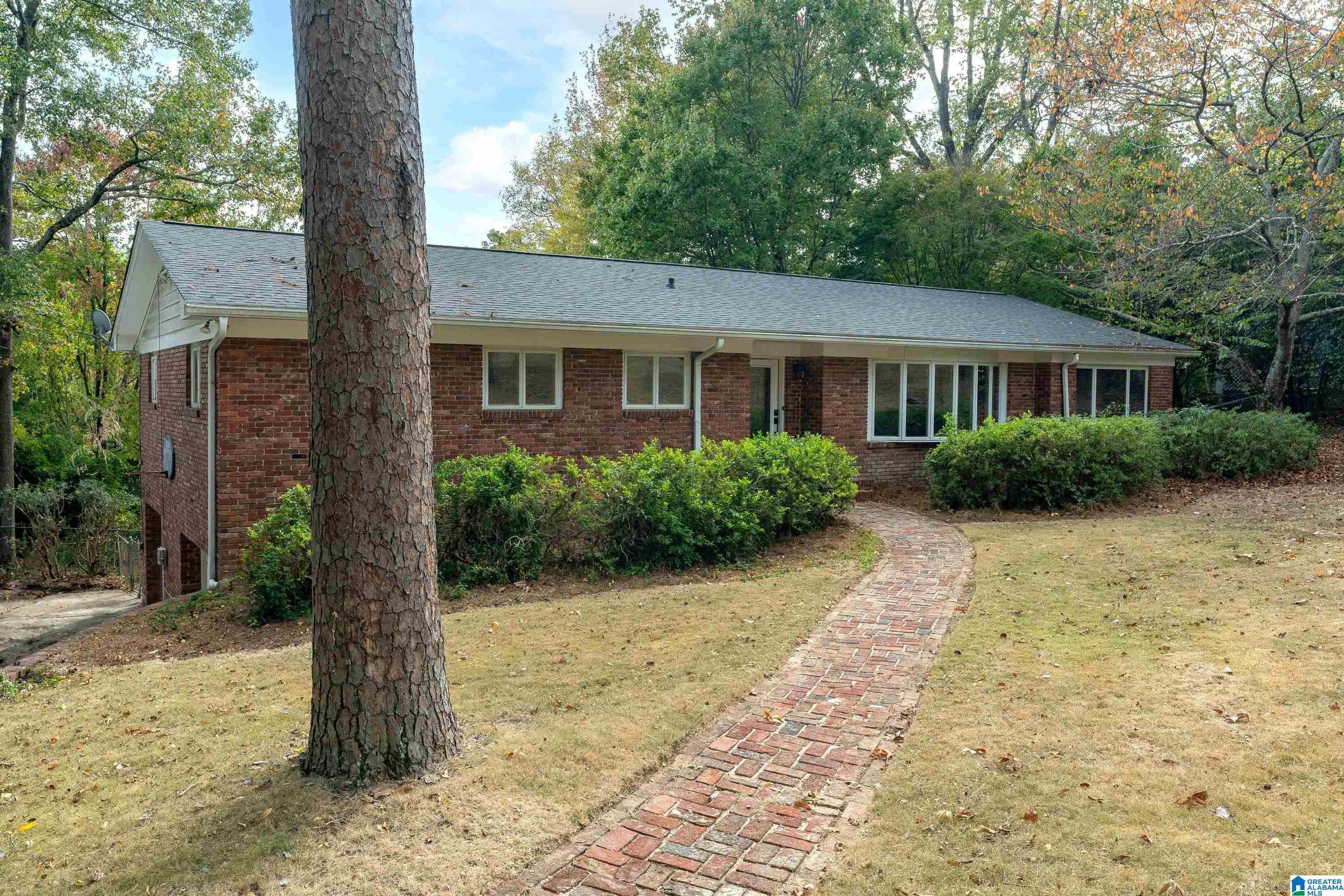 3317 North Woodridge Road Birmingham, AL 35223 - Photo 2 of 26
