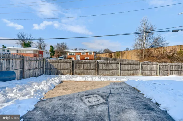 $274,900 | 1200 Seven Oaks Road, Halethorpe, MD 21227