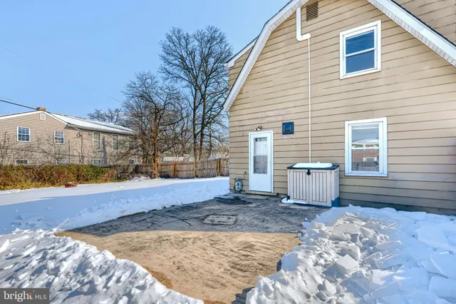 $274,900 | 1200 Seven Oaks Road, Halethorpe, MD 21227