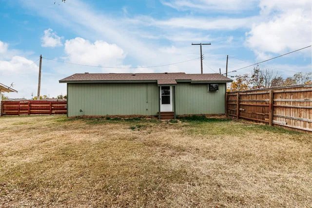 $70,000 | 211 Chestnut Street, Idalou, TX 79329