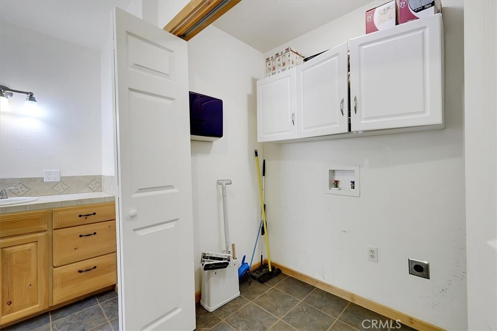 13233 Dixon Hill Road Oregon House, CA 95962 - Photo 28 of 60