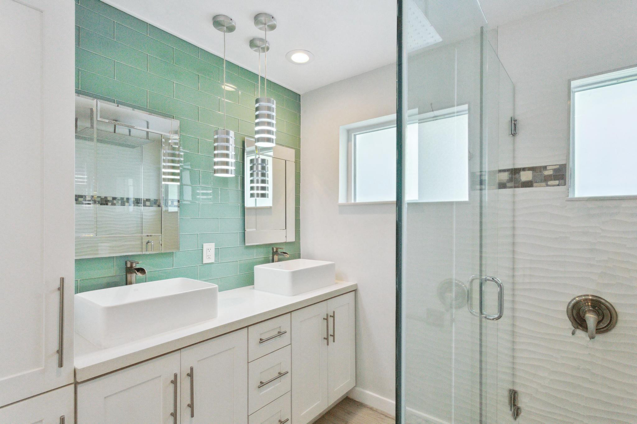 2020 North Victoria Park Road Fort Lauderdale, FL 33305 - Photo 17 of 28 Photo 17