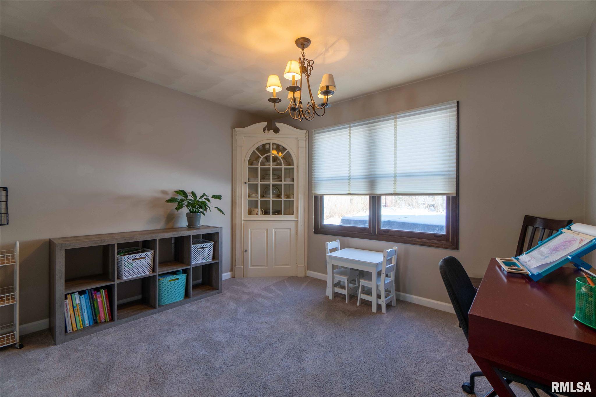 6302 North Post Oak Road Peoria, IL 61615 - Photo 14 of 43 Gallery Image 14