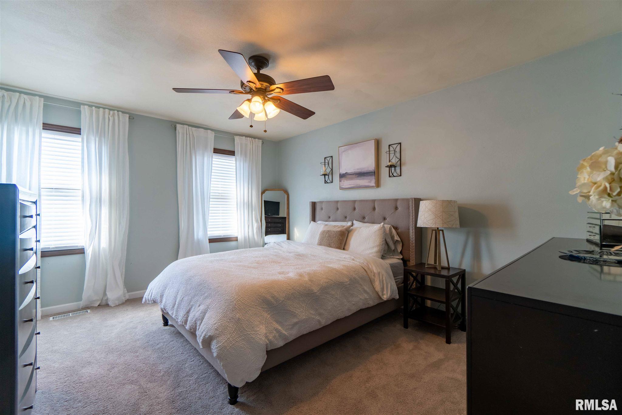 6302 North Post Oak Road Peoria, IL 61615 - Photo 28 of 43 Gallery Image 28