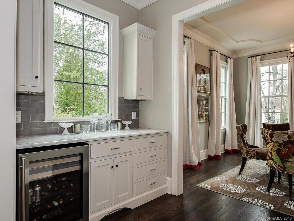 621 Cherokee Road Charlotte, NC 28207 - Photo 15 of 36 Gallery Image 15