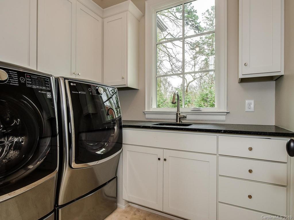 621 Cherokee Road Charlotte, NC 28207 - Photo 17 of 36 Gallery Image 17
