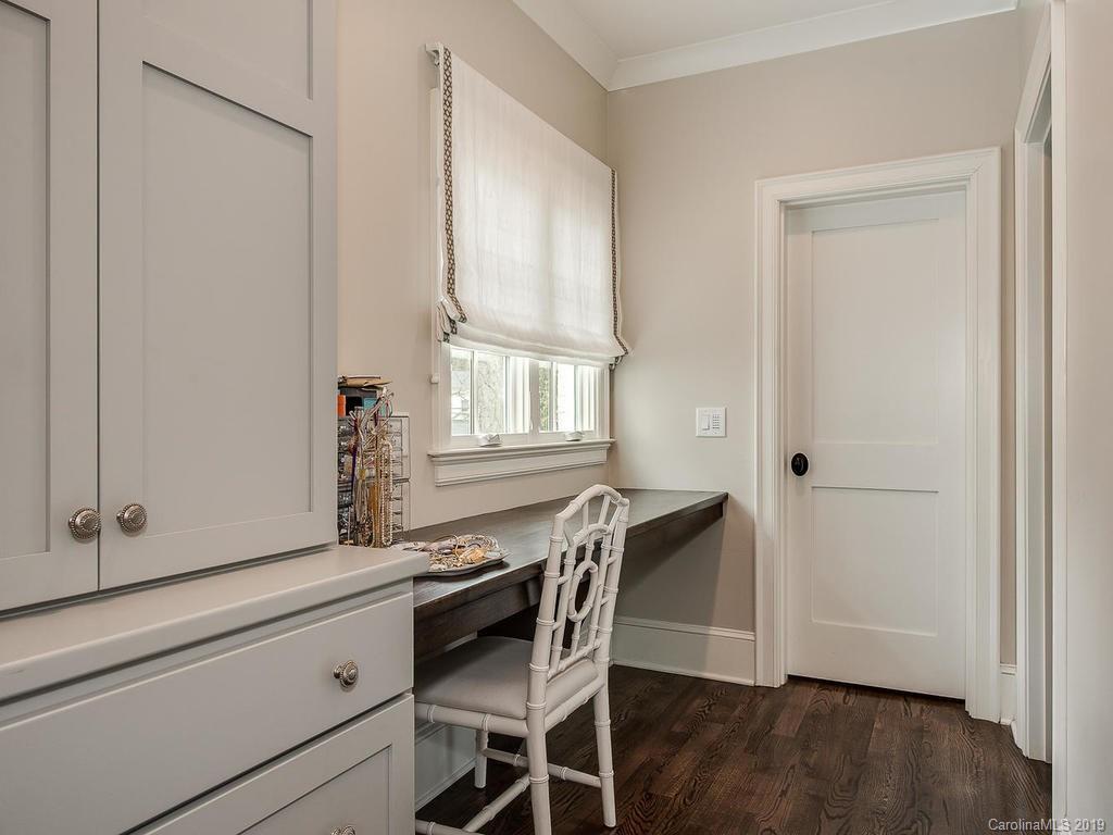 621 Cherokee Road Charlotte, NC 28207 - Photo 21 of 36 Gallery Image 21
